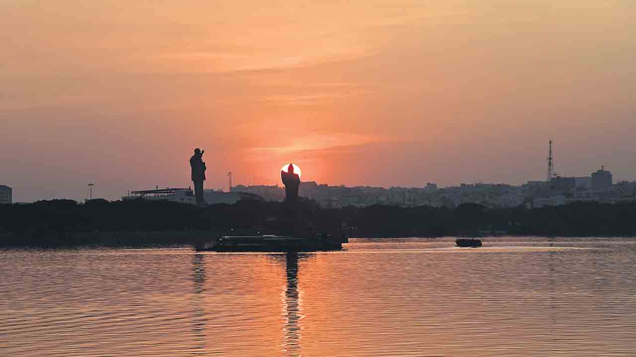 గాలిలో తేమ 63 శాతం