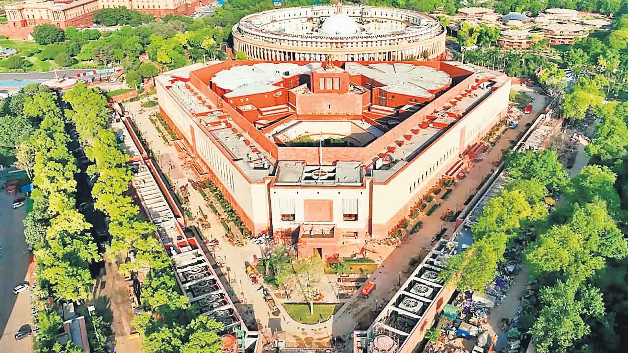 One Country-One Election Bill | ఒకే దేశం – ఎన్నిక బిల్లుపై కేంద్రం పునరాలోచన..? రేపు పార్లమెంట్‌లో బిల్లు పెట్టేది అనుమానమే..!