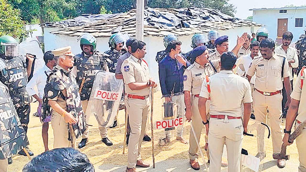 ‘ఏడో’ గ్యారెంటీకీ ఎగనామం