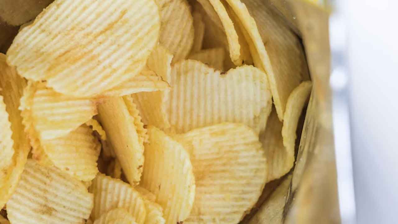 Salt | ప్యాకేజ్డ్‌ ఆహారాల్లో ఉప్పు తగ్గిస్తే 3 లక్షల మందిని కాపాడొచ్చు!