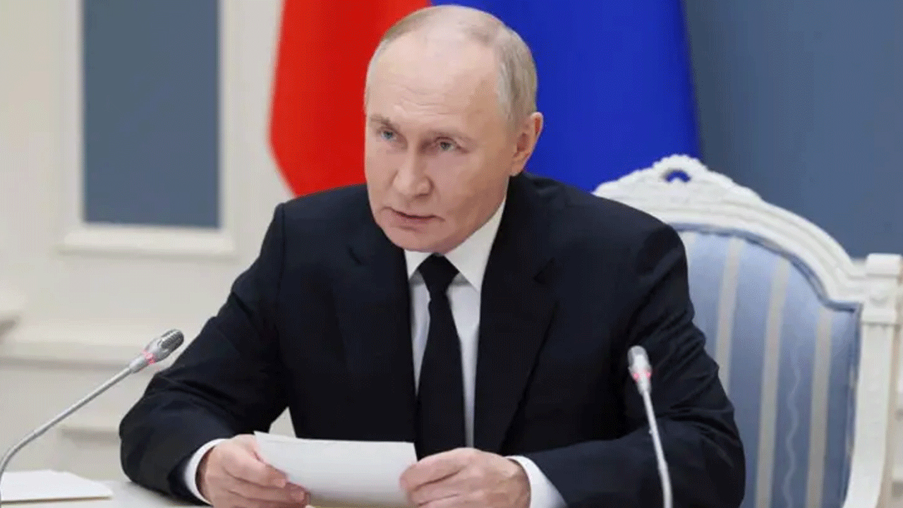 Russia announces ceasefire | ఉక్రెయిన్‌పై యుద్ధంలో మూడు రోజులు కాల్పుల విరమణ ప్రకటించిన    రష్యా.. ఎందుకంటే?