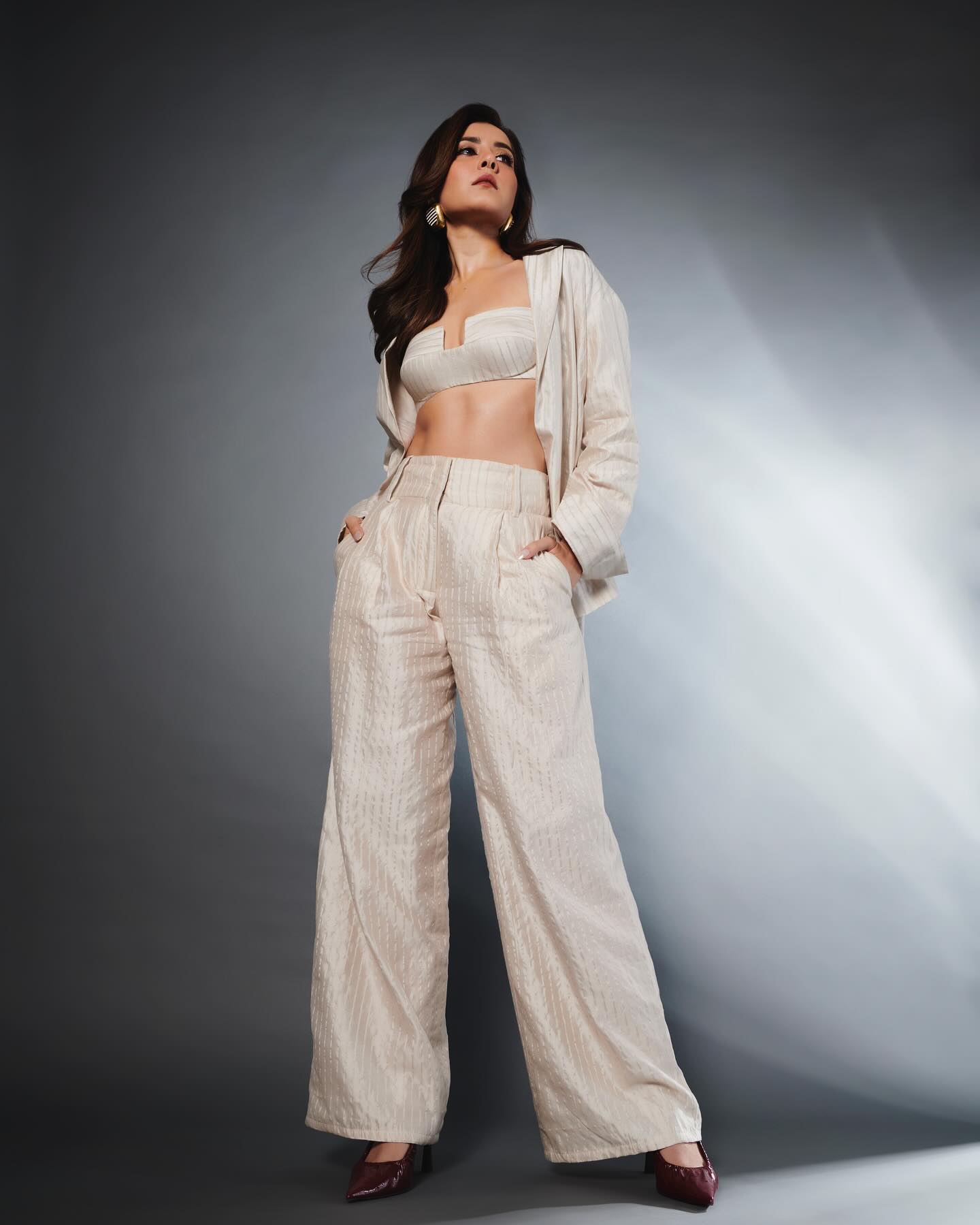 Raashi Khanna (2)
