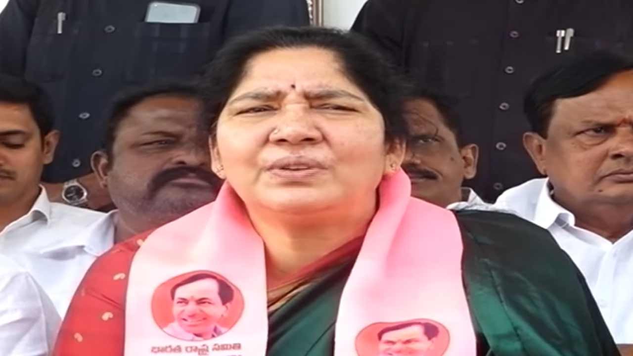 Telangana | మహాధర్నాకు పోలీసులు సహకరించాలి.. మాజీ మంత్రి సత్యవతి రాథోడ్‌ రిక్వెస్ట్‌