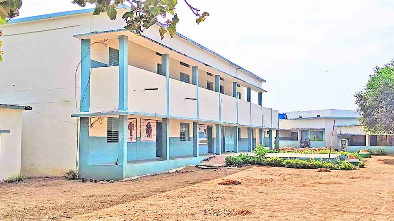 పాతవి పక్కకు.. కొత్తవి ముందుకు..