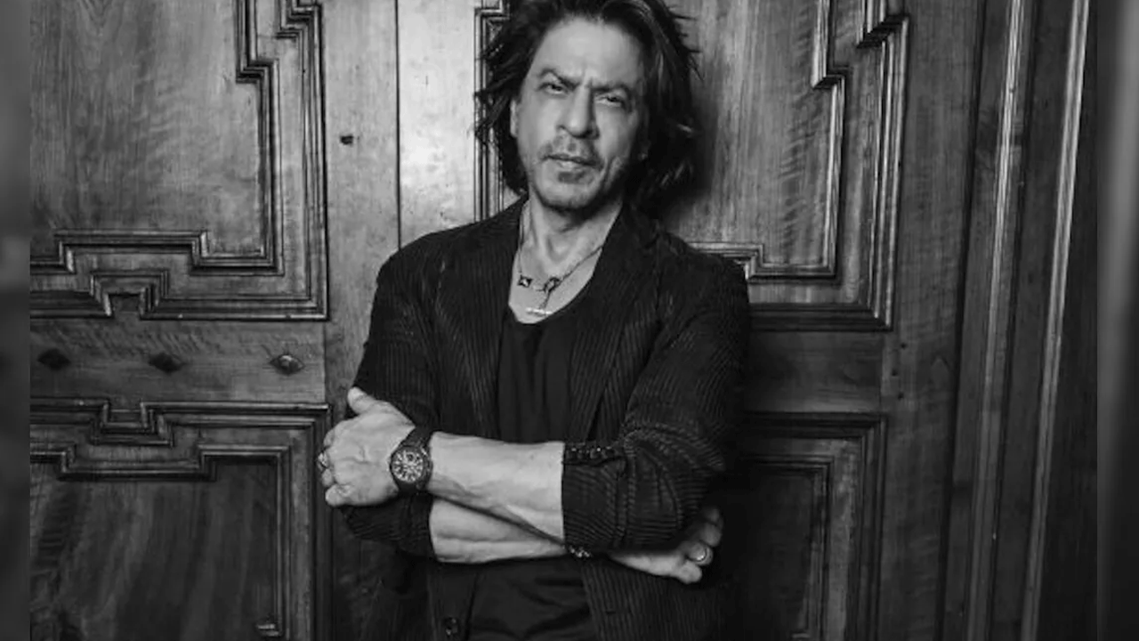 Shah Rukh Khan : 50 లక్షలు ఇవ్వకుంటే.. షారుక్ ఖాన్కు బెదిరింపు కాల్