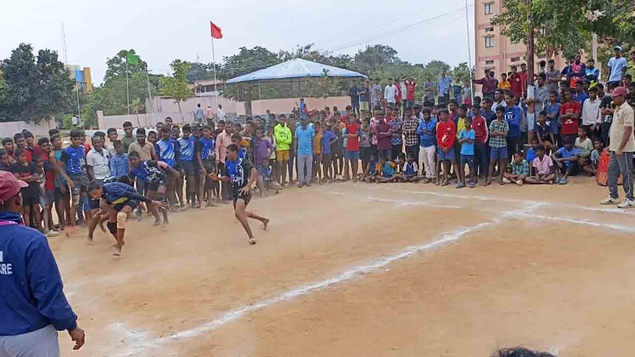 రసవత్తరంగా..