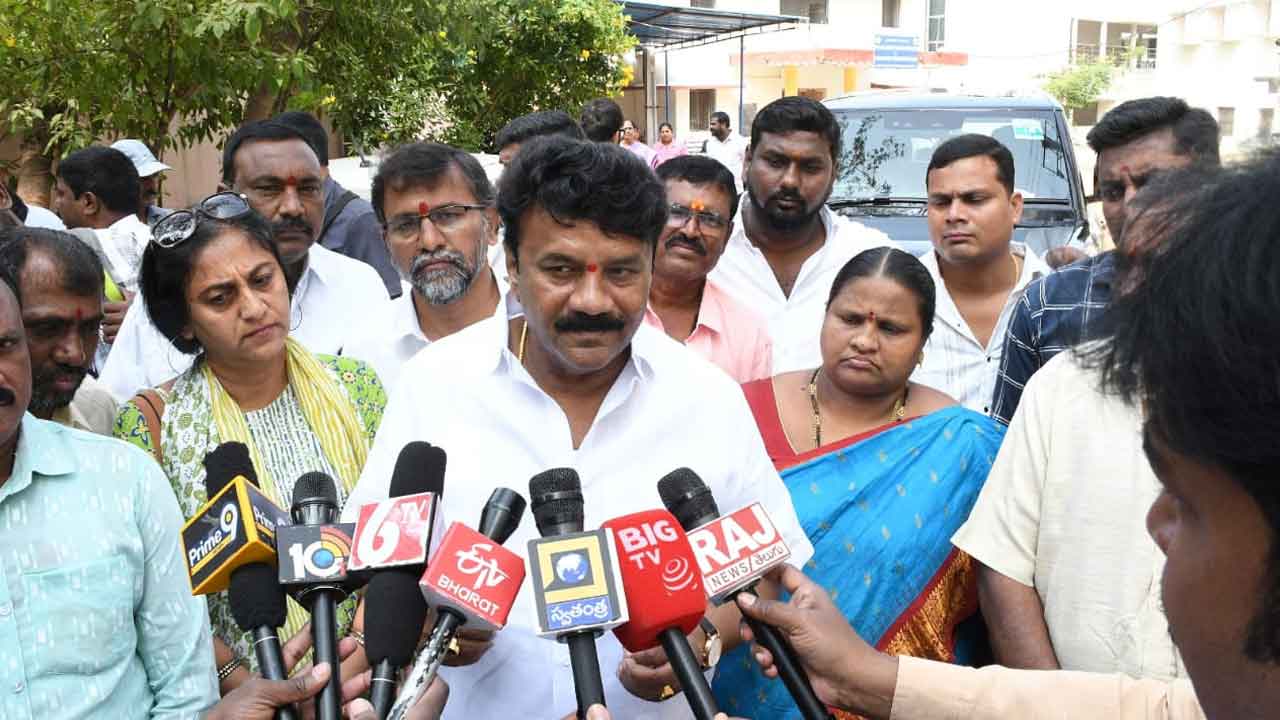 MLA Talasani | సర్వేలో అడుగుతున్న ప్రశ్నలకు జనం భయపడుతున్నారు : ఎమ్మెల్యే తలసాని