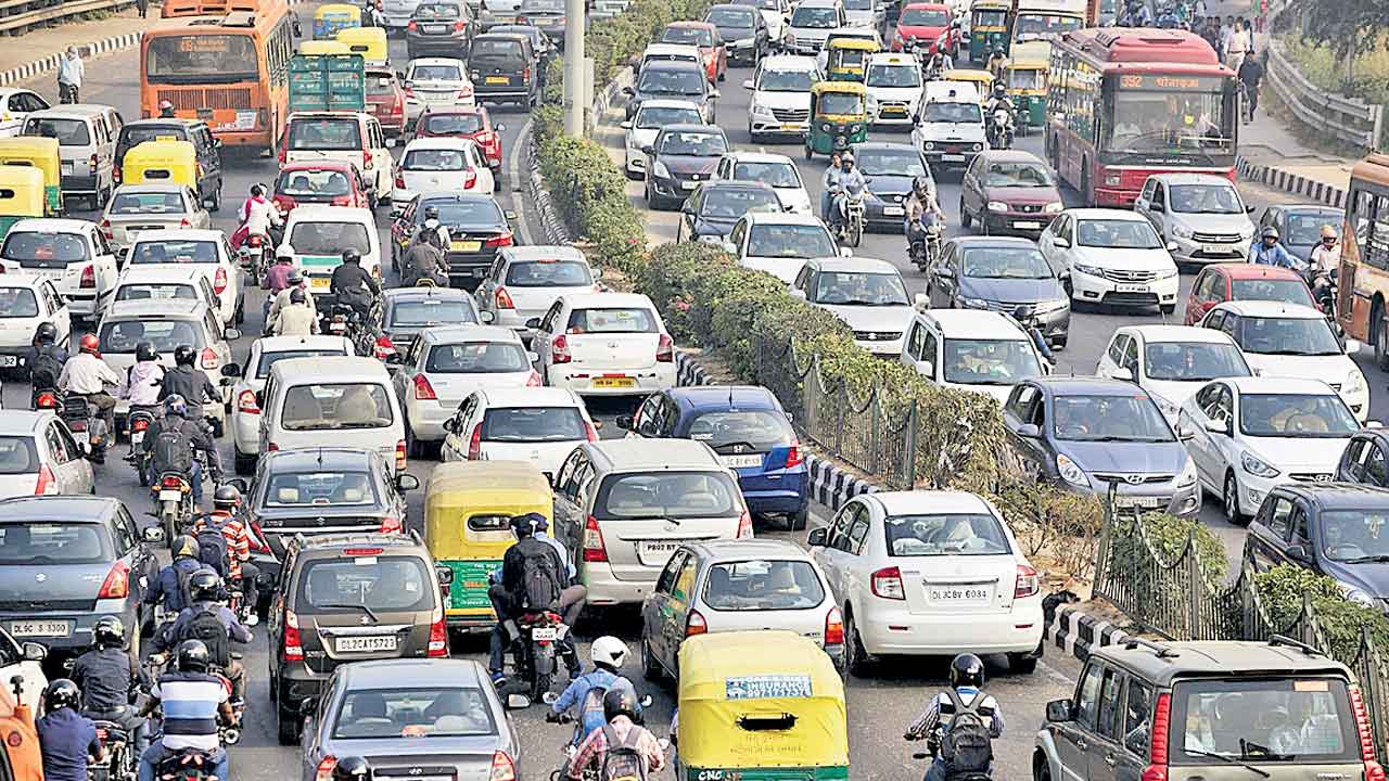 Traffic Jam | ట్రాఫిక్‌జామ్‌ వెనకున్న మతలబేమిటంటే!