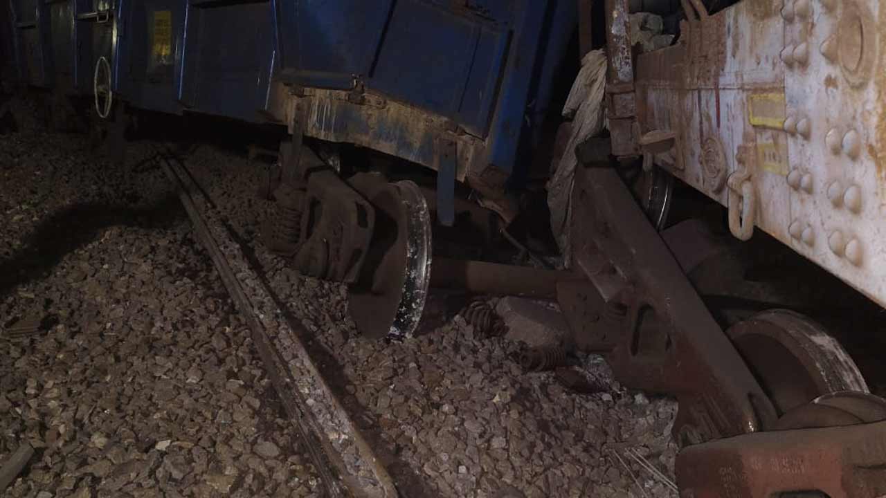 Train Derailed3