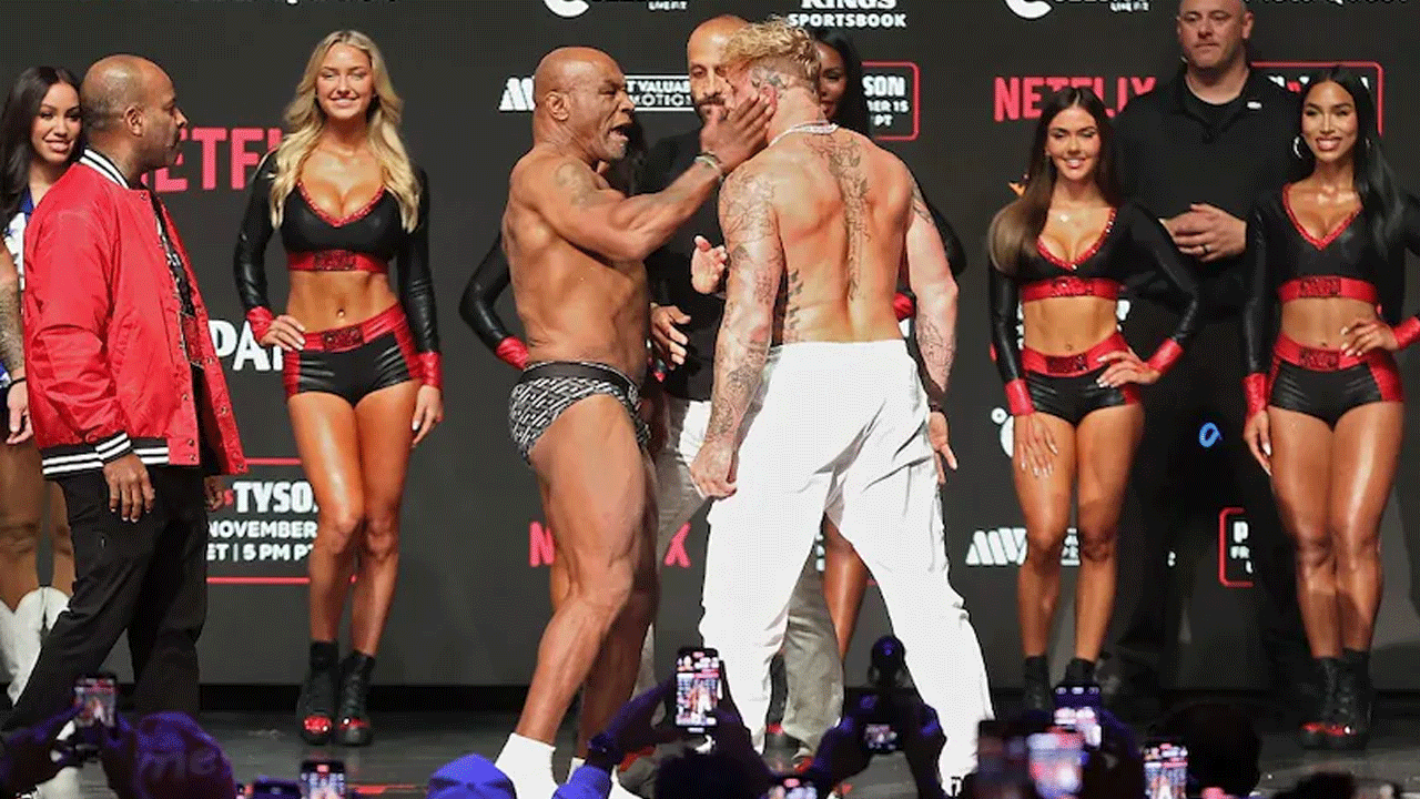 Mike Tyson: బాక్స‌ర్ పౌల్ చెంప చెల్లుమ‌నిపించిన మైక్ టైస‌న్‌… వీడియో