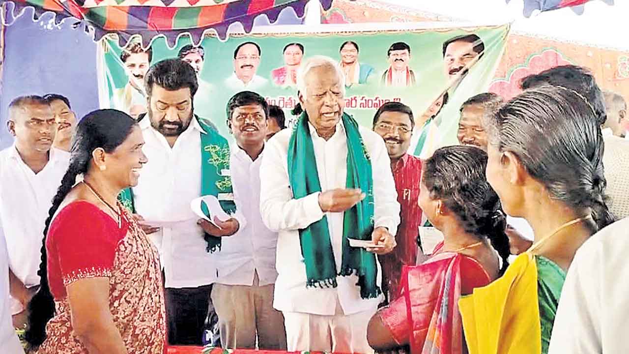 తులం బంగారం ఏది సారు?