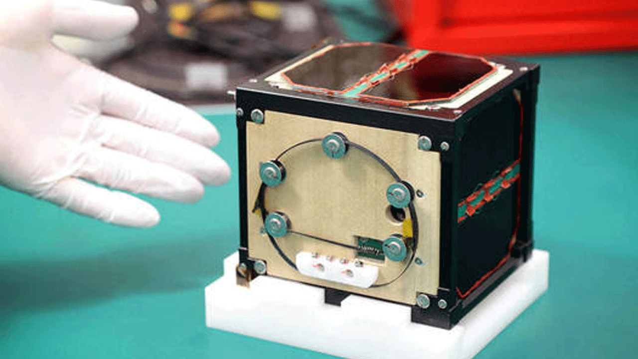 Wooden Satellite: చెక్కతో శాటిలైట్ తయారీ.. తొలిసారి నింగిలోకి ప్రయోగం