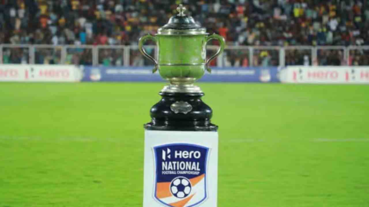 హైదరాబాద్‌లో సంతోశ్‌ ట్రోఫీ ఫైనల్స్‌