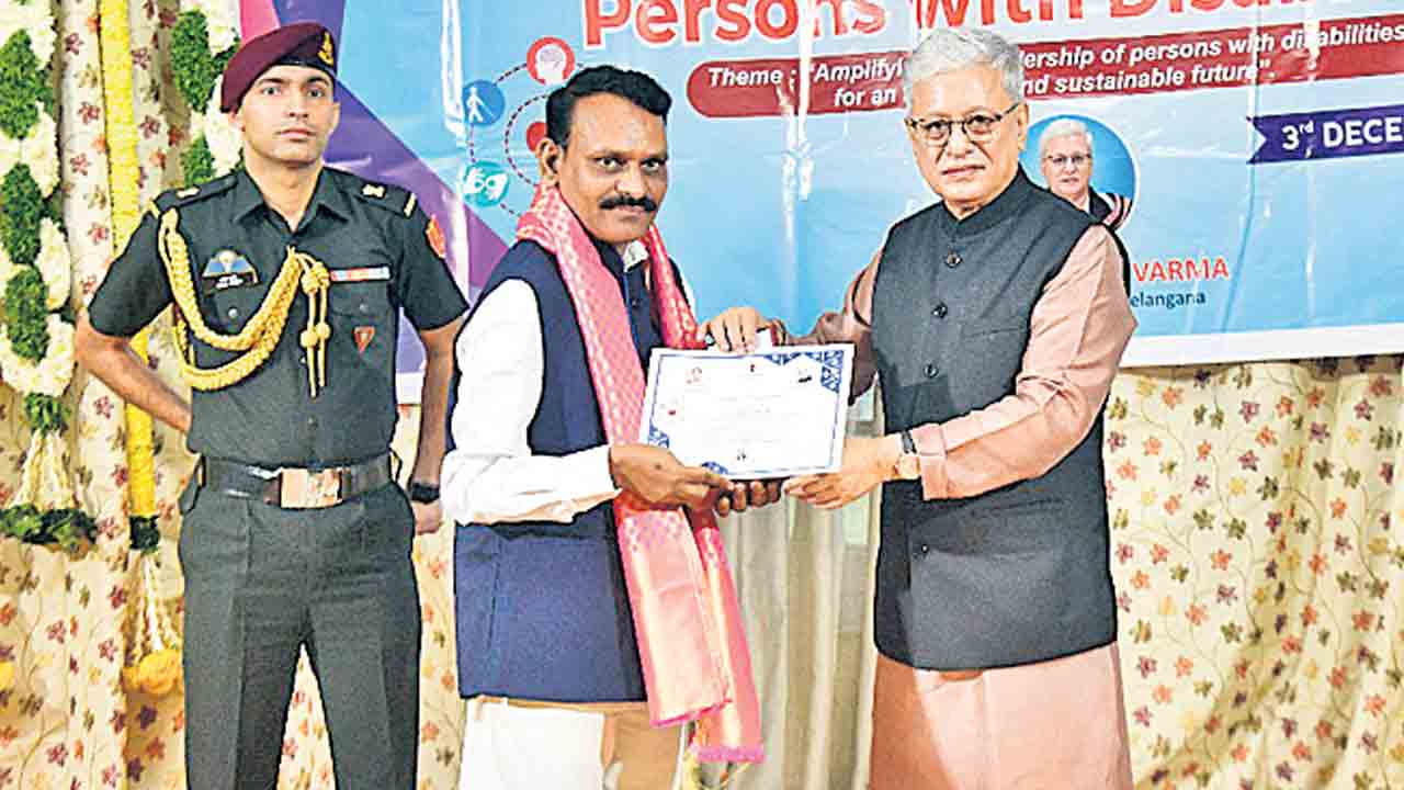 ‘బెస్ట్‌ రోల్‌ మాడల్‌’గా నాగేశ్వరరావు