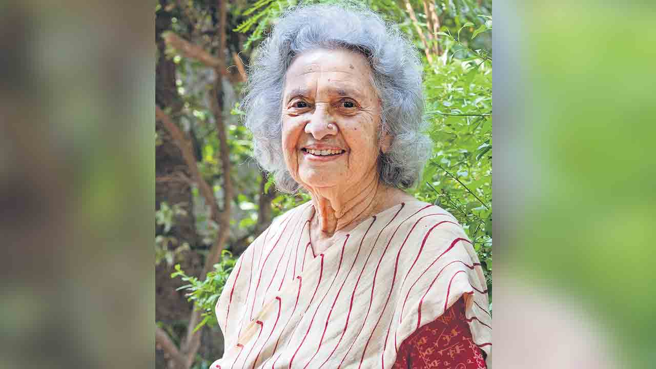 మట్టికి మిత్రురాలు