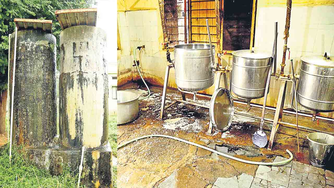 ‘గురుకులం’లో సమస్యల తిష్ట