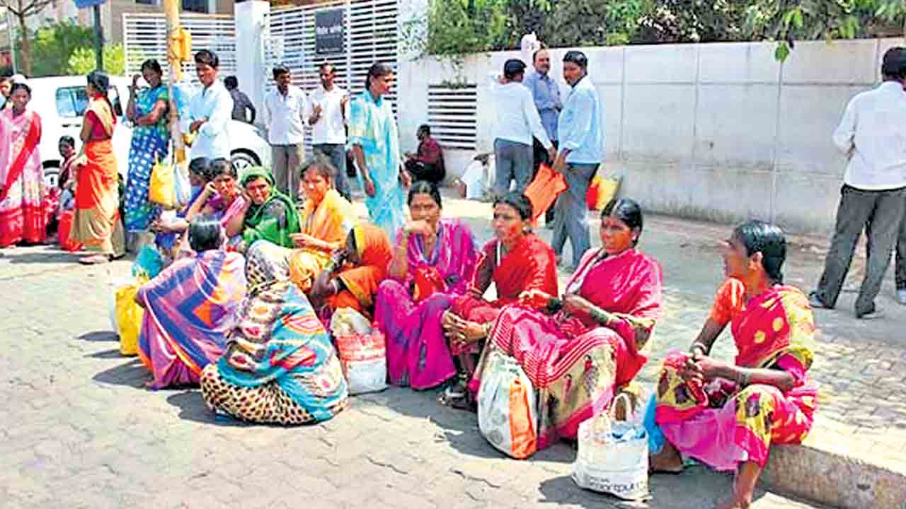 కాంగ్రెస్‌ పాలనల కరువాయె పని!