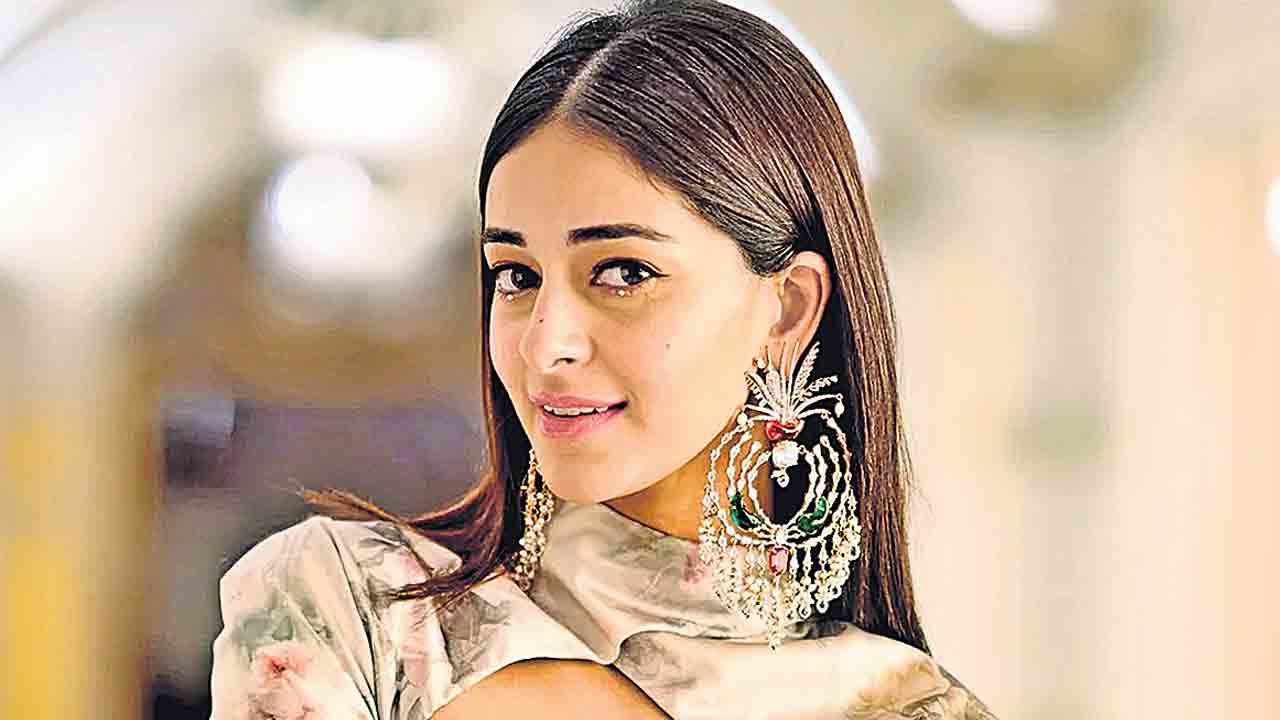 Ananya Pandey | అలా అనడం.. అవమానించడమే: అనన్య పాండే