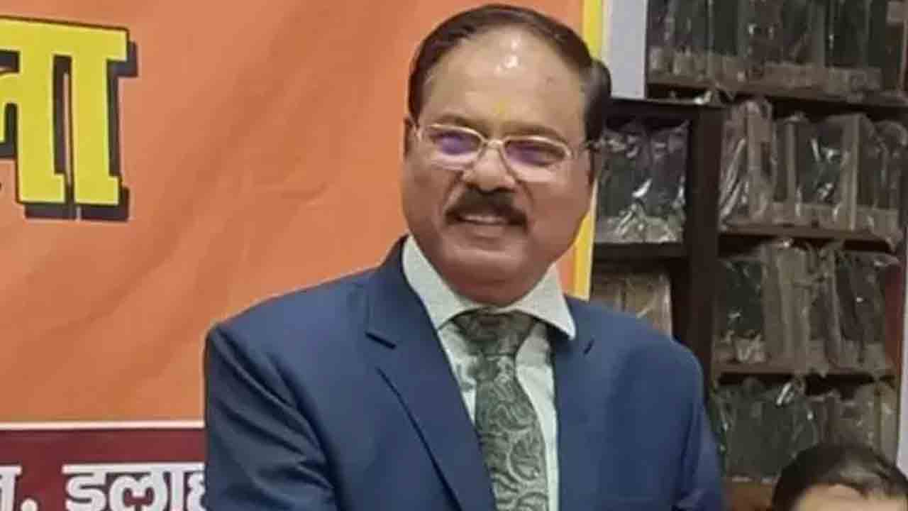 Justice Shekhar Kumar Yadav | వీహెచ్‌పీ సభలో యూసీసీపై వ్యాఖ్యలు అలహాబాద్‌ హైకోర్టు జడ్జిపై అభిశంసన?