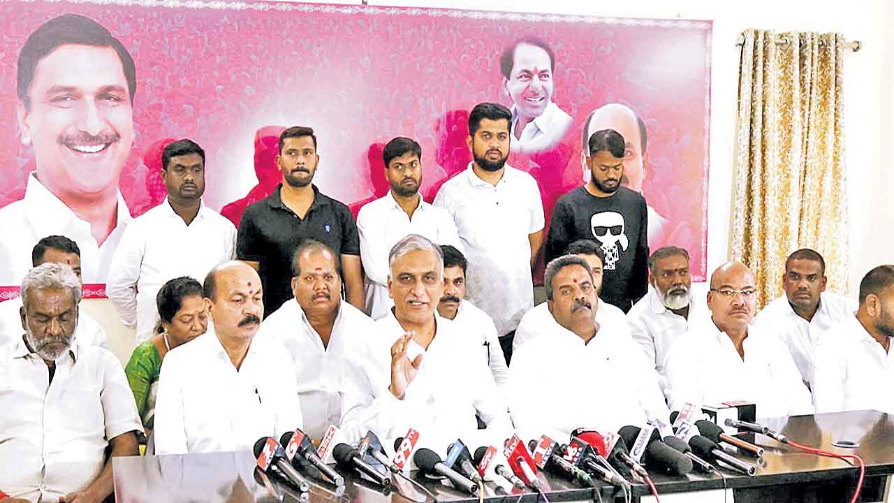Harish Rao | నీ ద్రోహ చరిత్ర చెరిగిపోదు.. కేసీఆర్‌ కీర్తి తొలగిపోదు: హరీశ్‌రావు