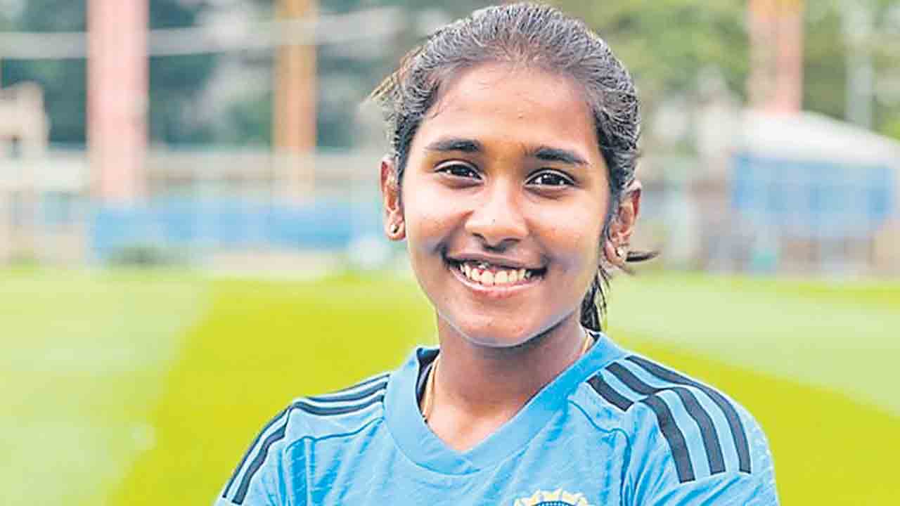 ఆసియాటోర్నీకిత్రిష,ద్రుతి