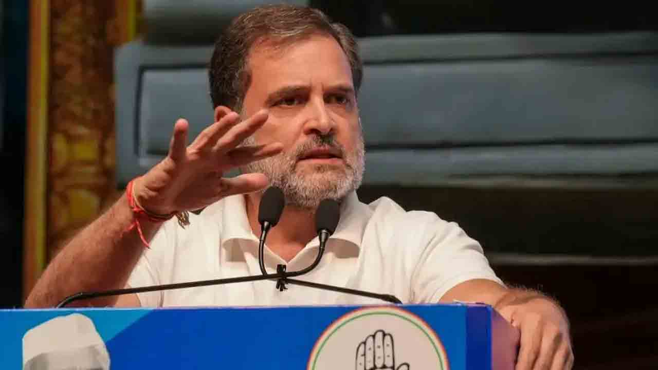 సావర్కర్‌పై అనుచిత వ్యాఖ్యలు..