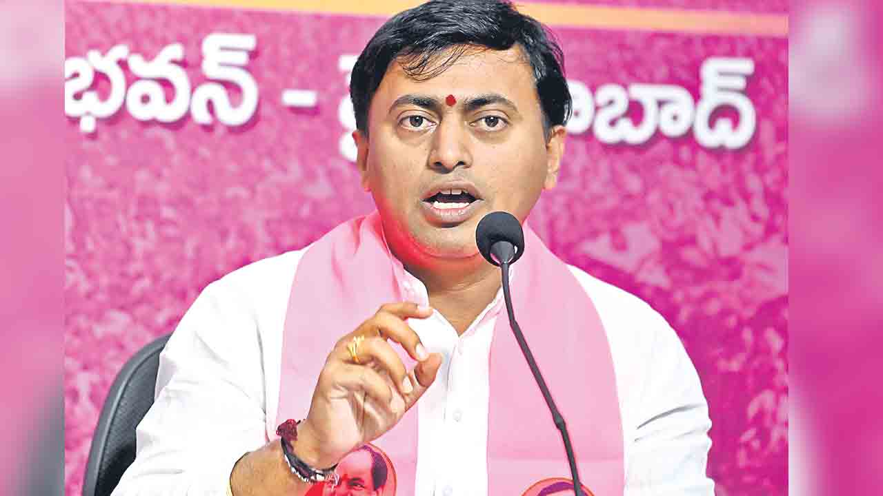 రాజన్న కోడెలను కోతకివ్వడం దారుణం