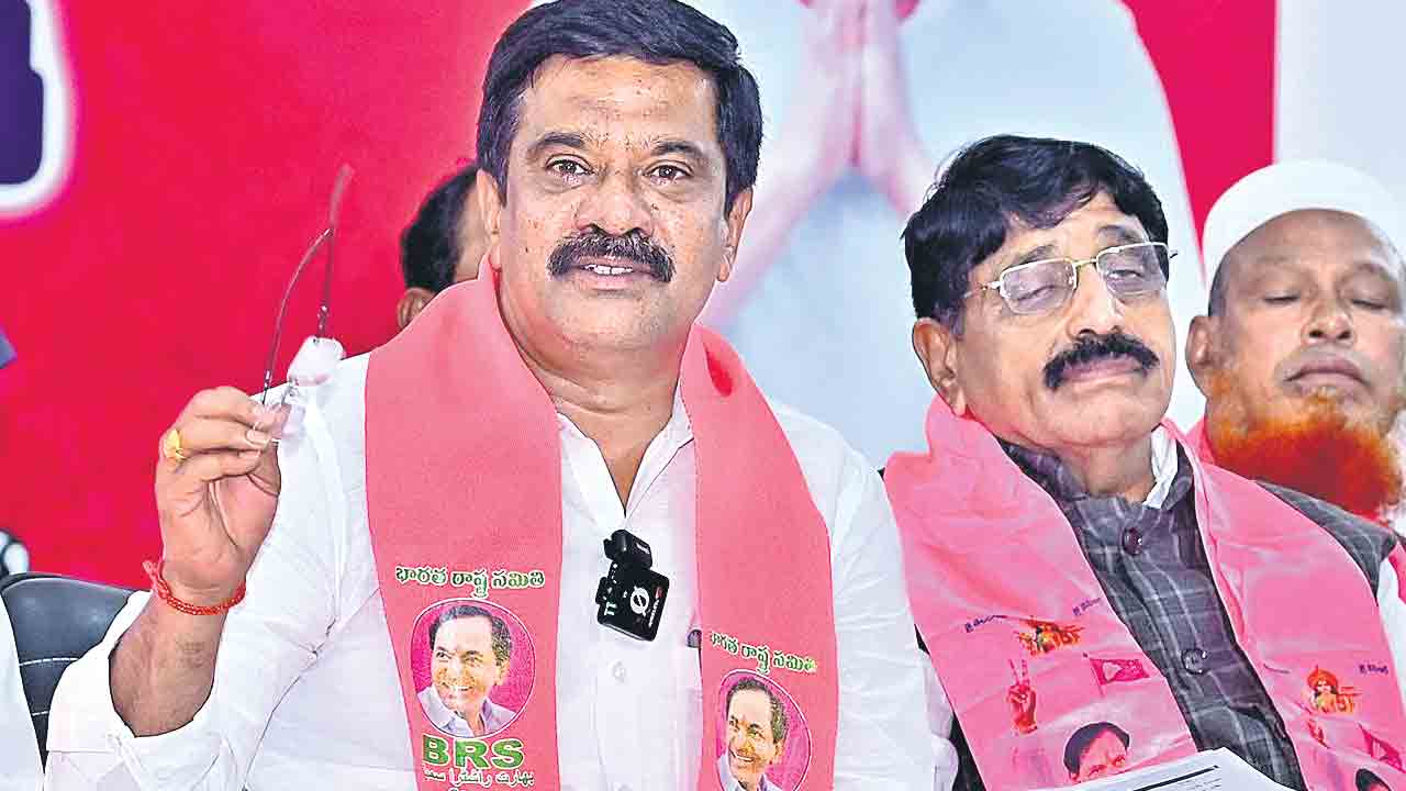 రైతులను నిండుగా ముంచి రైతు సంబురాలా?