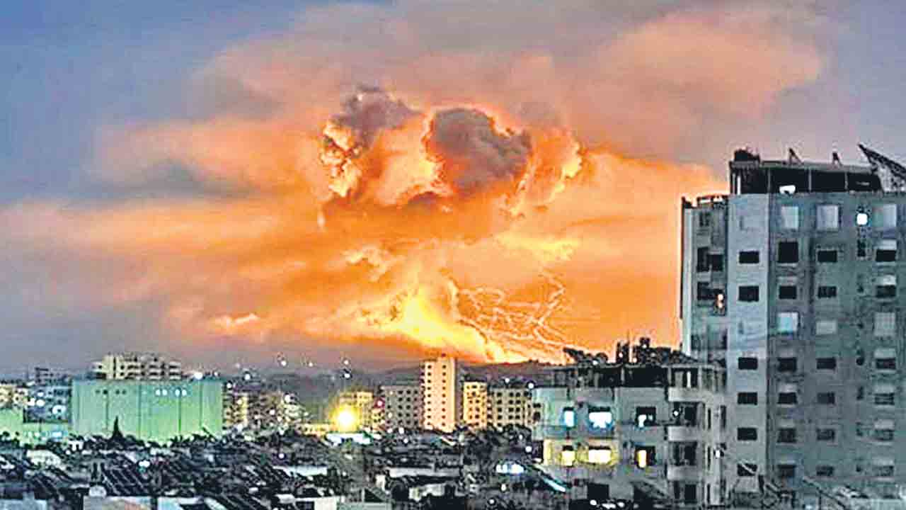 Israel | ‘భూకంప’ బాంబు.. సిరియాపై ఇజ్రాయెల్‌ భీకర దాడి!