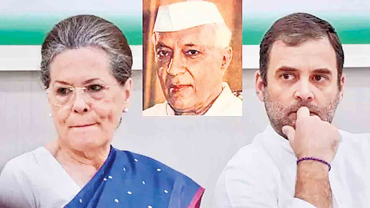 నెహ్రూ లేఖలపై వివాదం