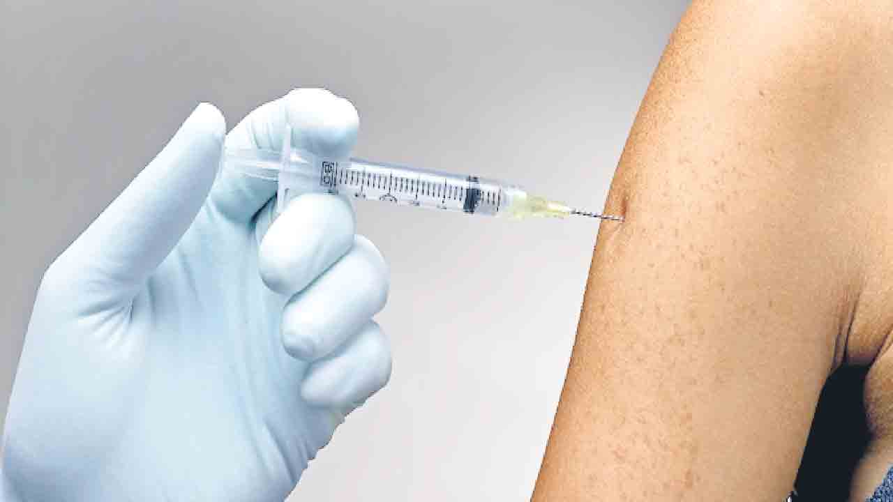 Cancer Vaccine | క్యాన్సర్‌కు వ్యాక్సిన్‌.. వచ్చే ఏడాది నుంచి ఉచితంగా ప్రజలకు!