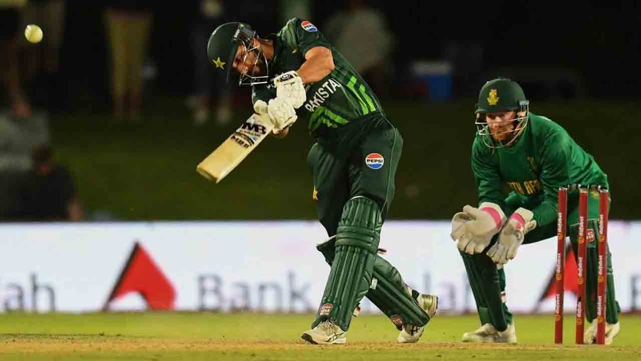 పాక్‌దే తొలి వన్డే