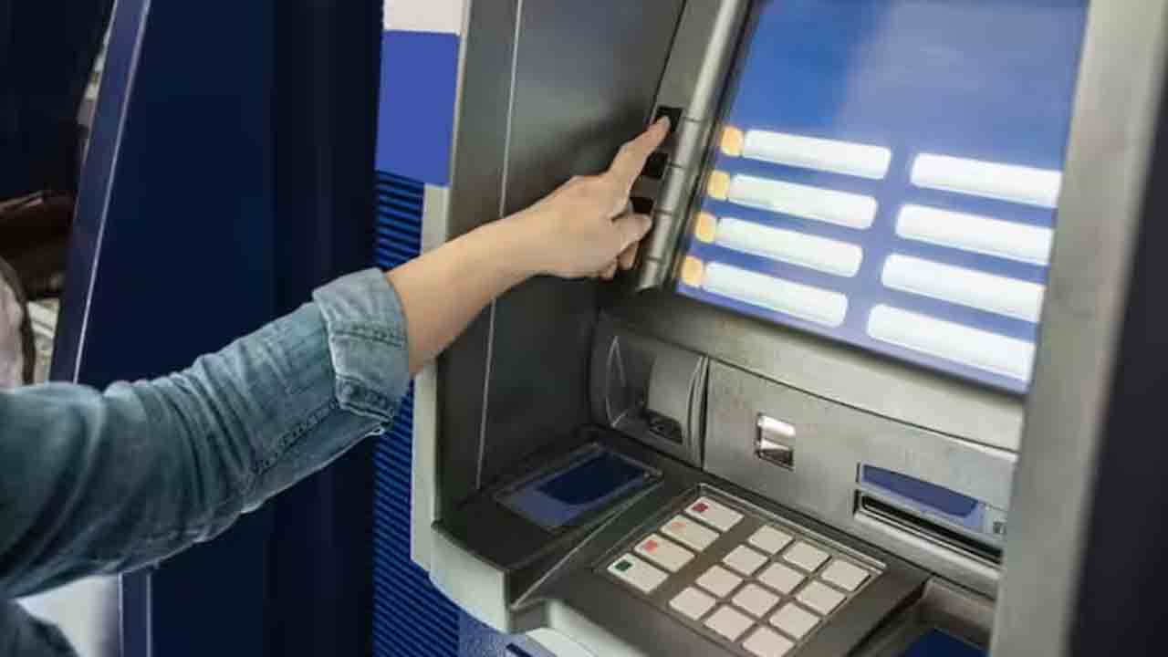 Bihar Student | 5 గంటల పాటు కోటీశ్వరుడిగా.. విద్యార్థి బ్యాంకు ఖాతాలో 87 కోట్లు