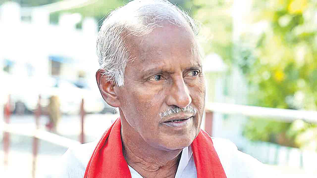 సంపాదనే లక్ష్యంగా సినిమాలా?