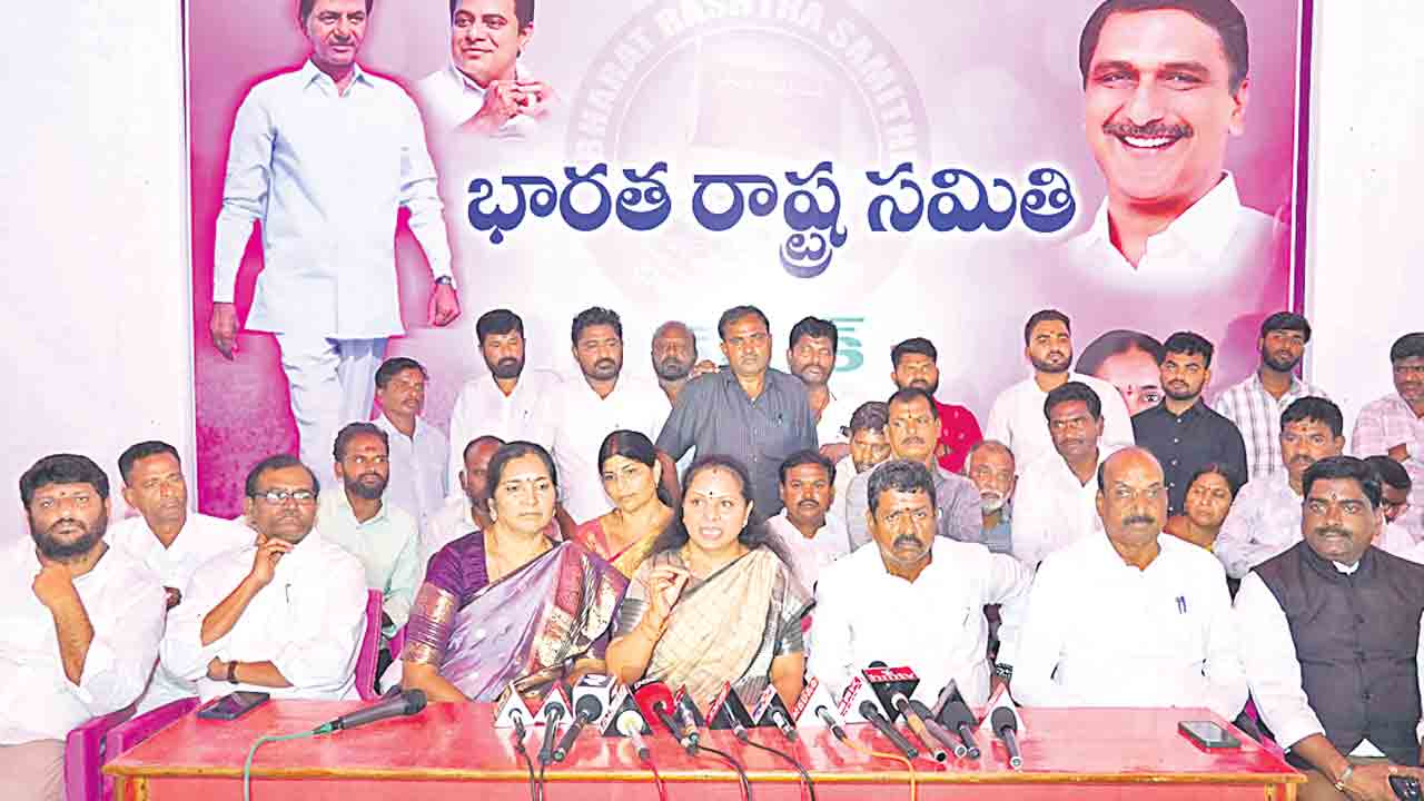 మహిళలను మోసం చేసిన రేవంత్‌రెడ్డి