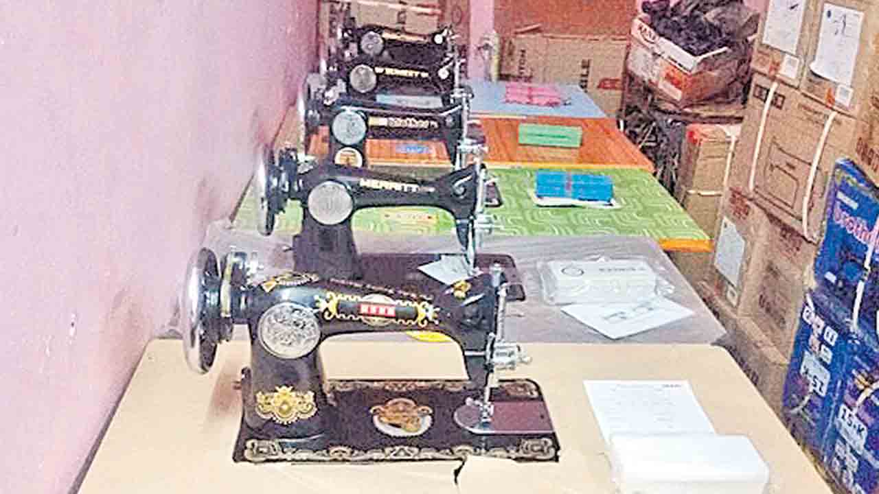 Congress Govt | ప్రభుత్వం మారితే దరఖాస్తు మారుతుందా?