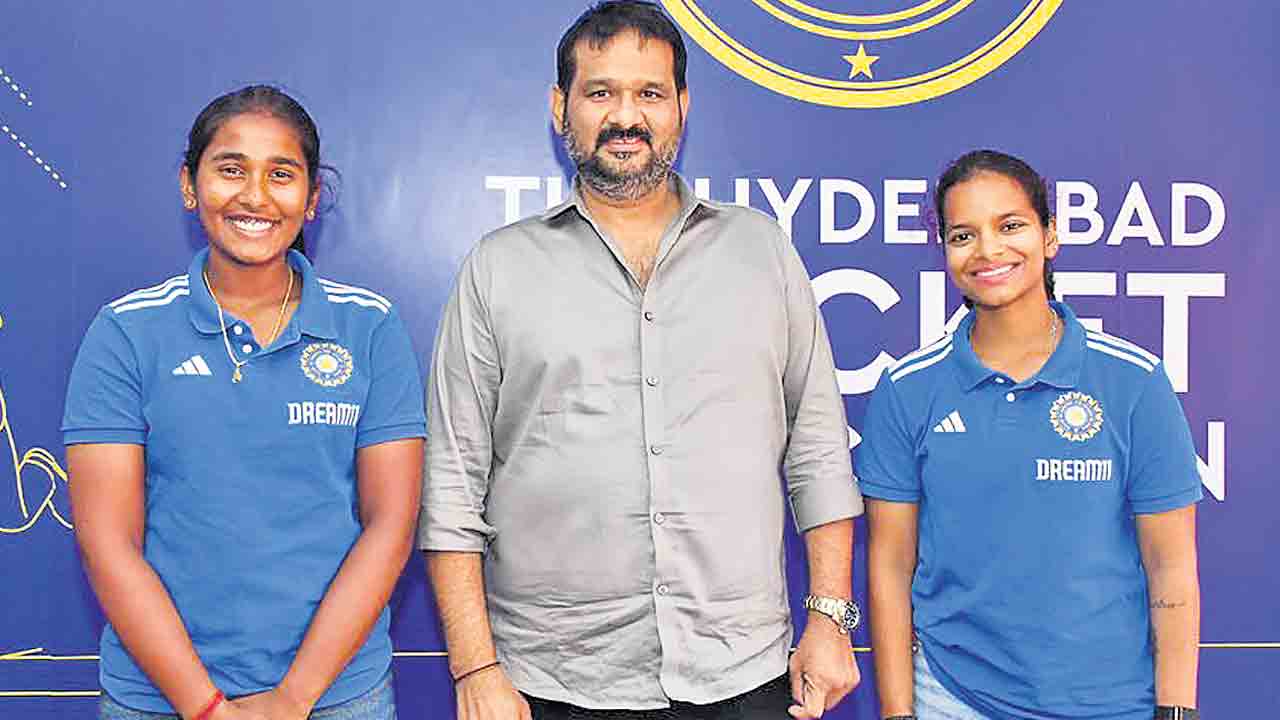 త్రిష, ధృతిని స్ఫూర్తిగా తీసుకోవాలి