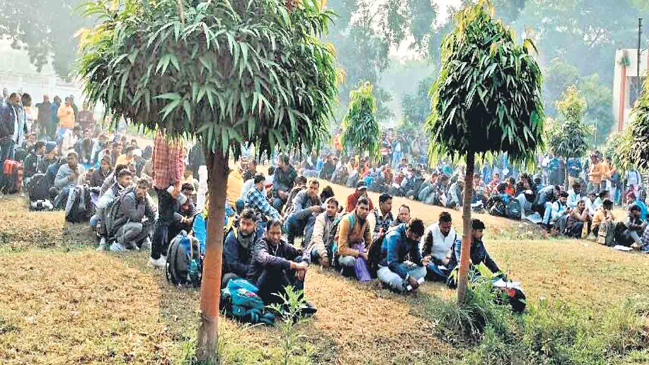 Uttar Pradesh | ఉద్యోగం కోసం యుద్ధాన్ని లెక్కచేయక.. యూపీ యువత ఇజ్రాయెల్‌ బాట!
