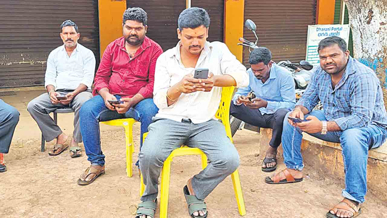 మళ్లీ నిరాశే!