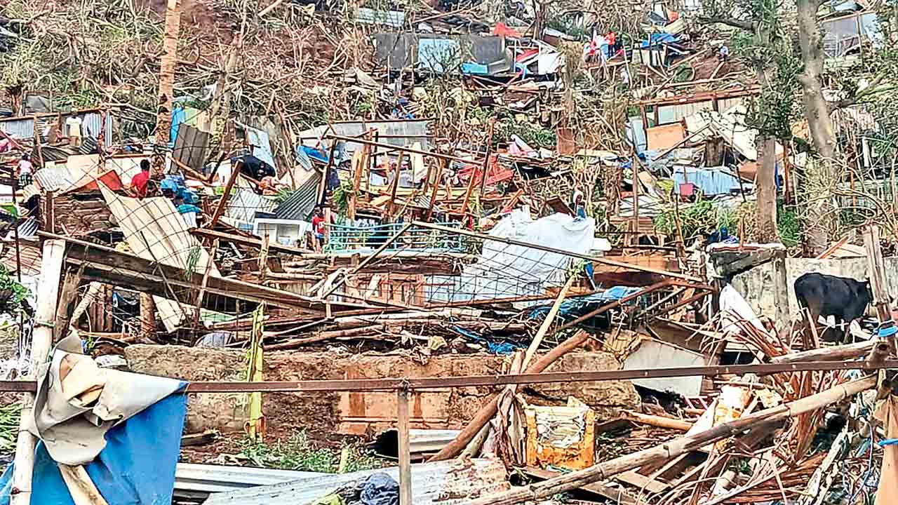 ఫ్రాన్స్‌లో తుఫాన్‌ బీభత్సం