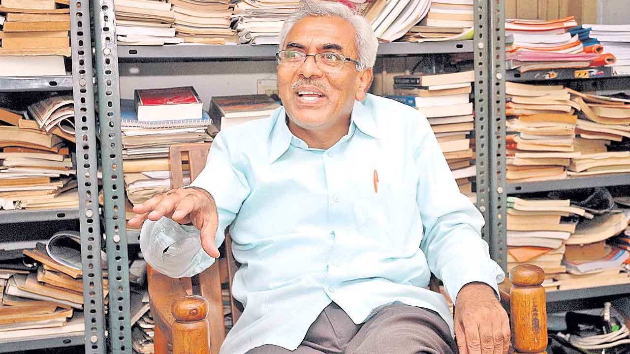 Nandini Sidda Reddy | అందుకే పురస్కారాన్ని తిరస్కరించిన.. ప్రముఖకవి నందిని సిధారెడ్డి..!