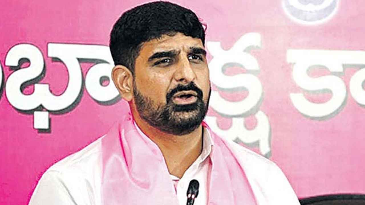 ప్రజాప్రతినిధుల కోర్టుకు కౌశిక్‌రెడ్డి