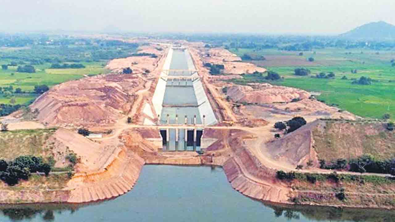 ఇన్‌చార్జీల పాలనలో ఇరిగేషన్‌