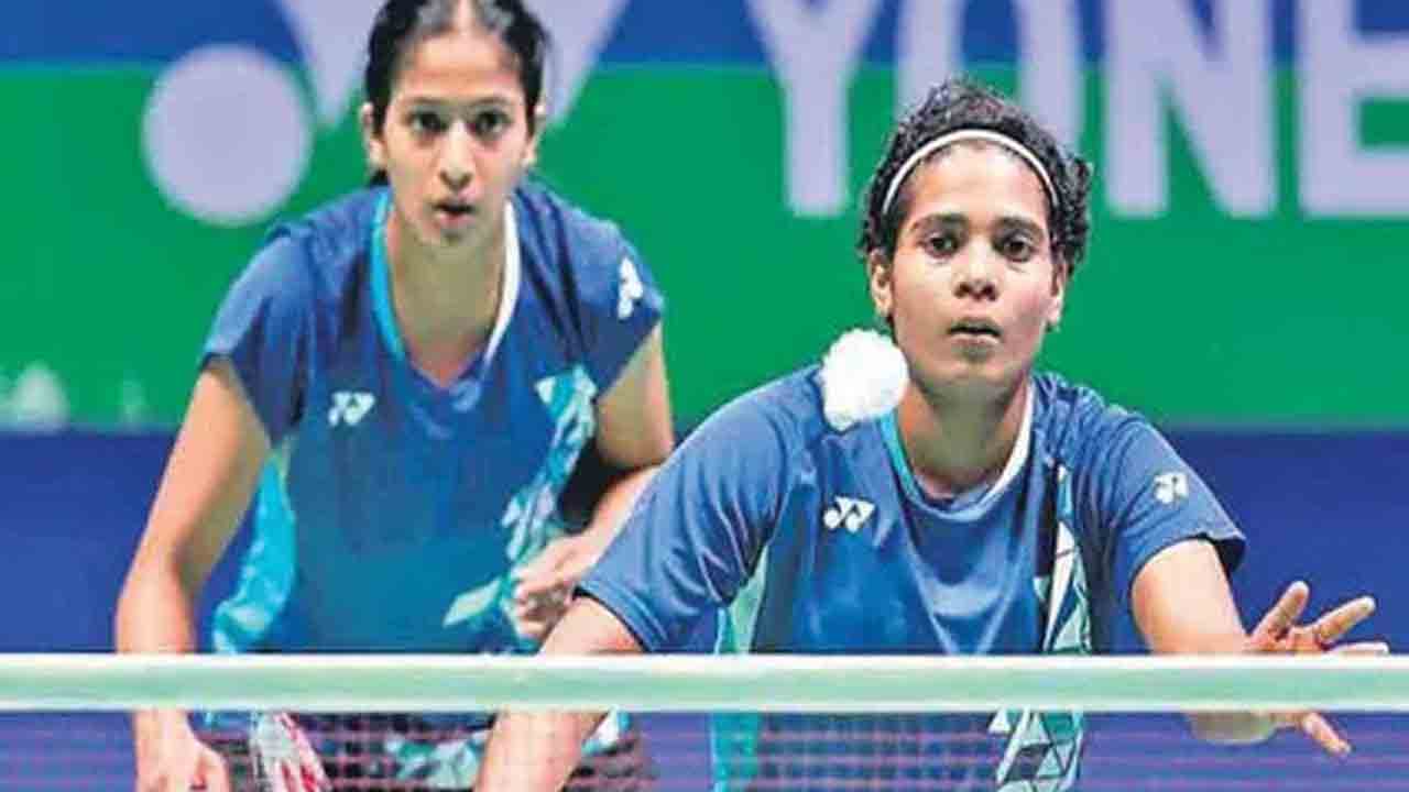 గాయత్రి, త్రిసా జోడీ ఓటమి