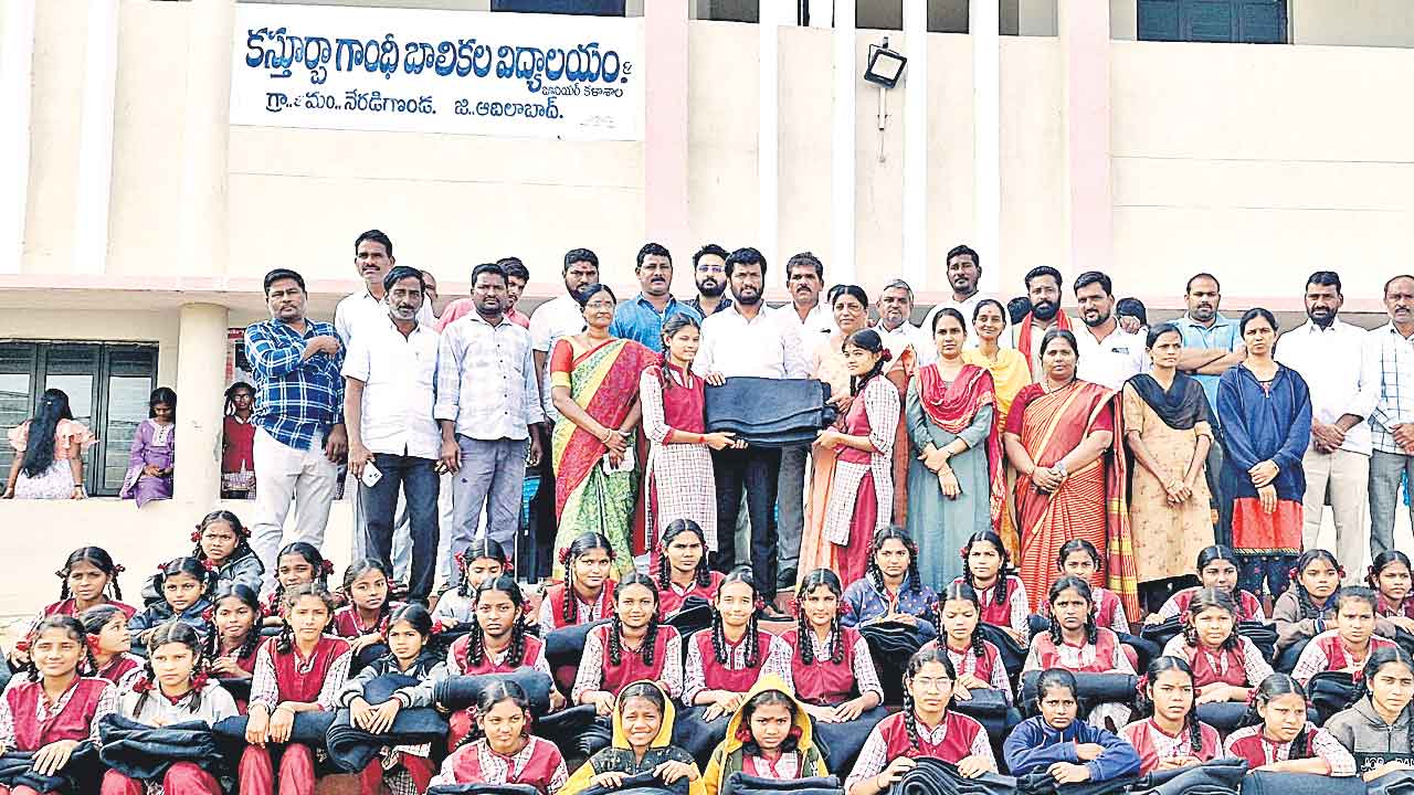నాణ్యమైన భోజనం అందించాలి