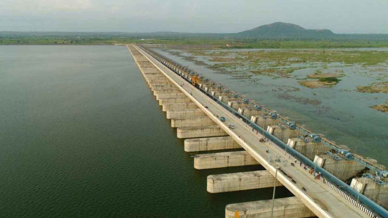 మేడిగడ్డపై ప్రైవేట్‌ పిటిషన్‌ను కొట్టేయండి