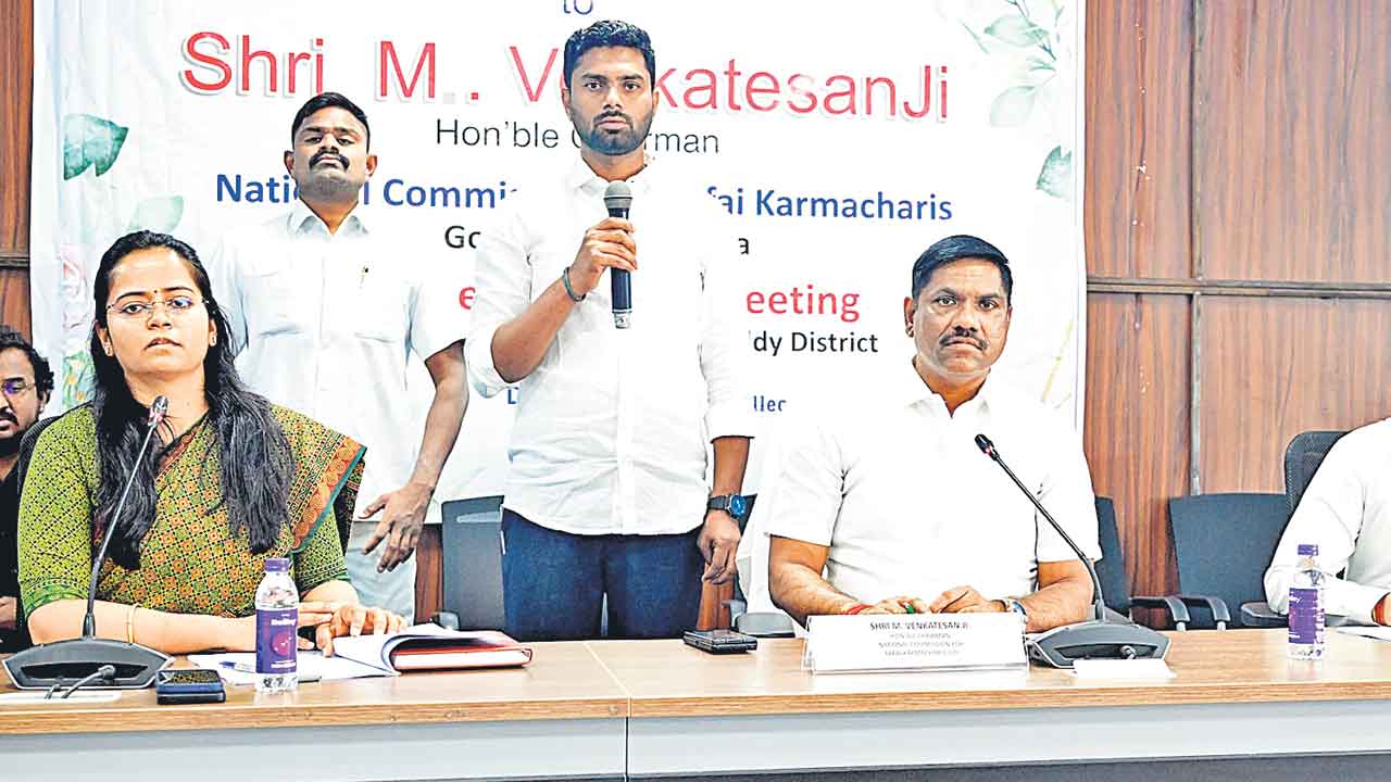 సఫాయి కార్మికులకు పథకాలు అందేలా చూస్తాం