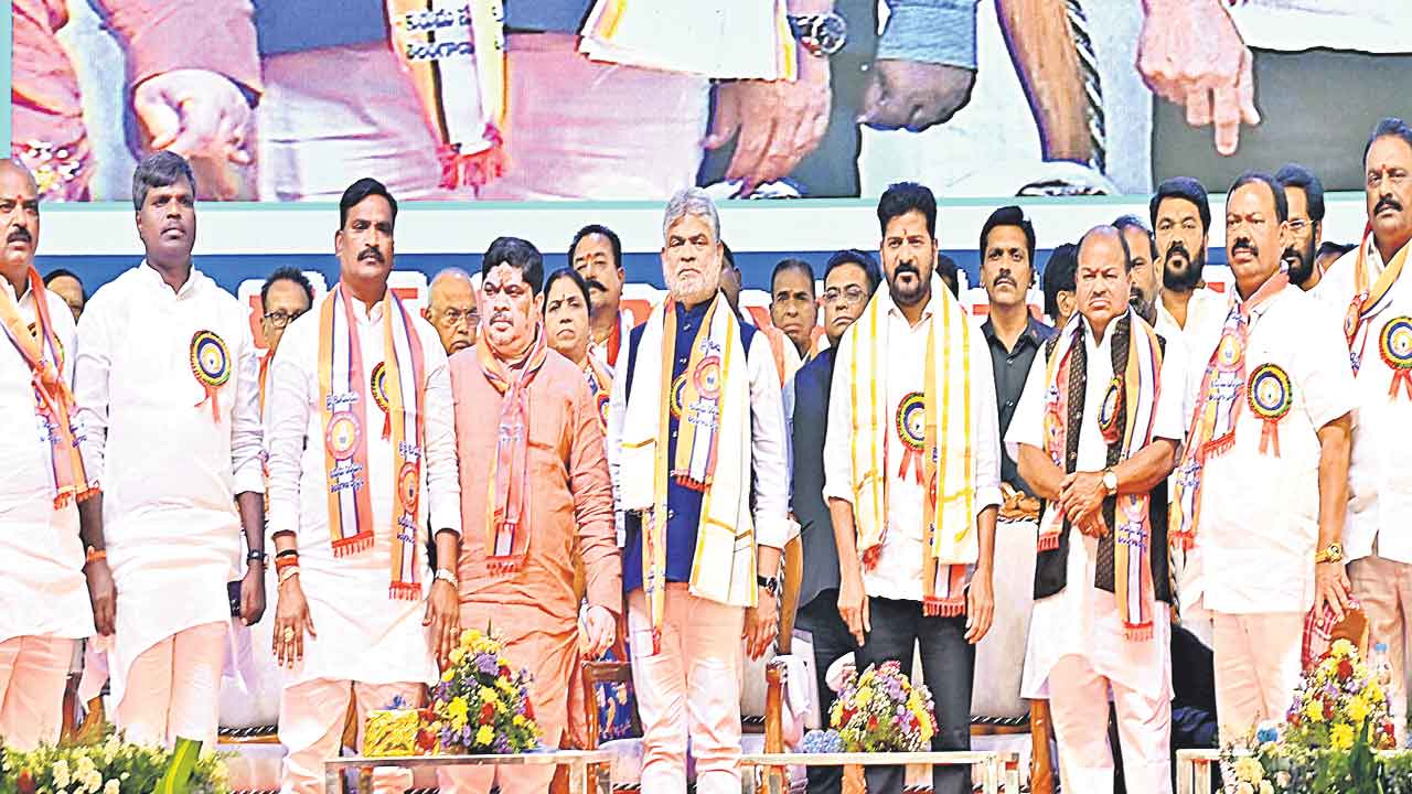 కులగణన ఓ మెగా హెల్త్‌ చెకప్‌