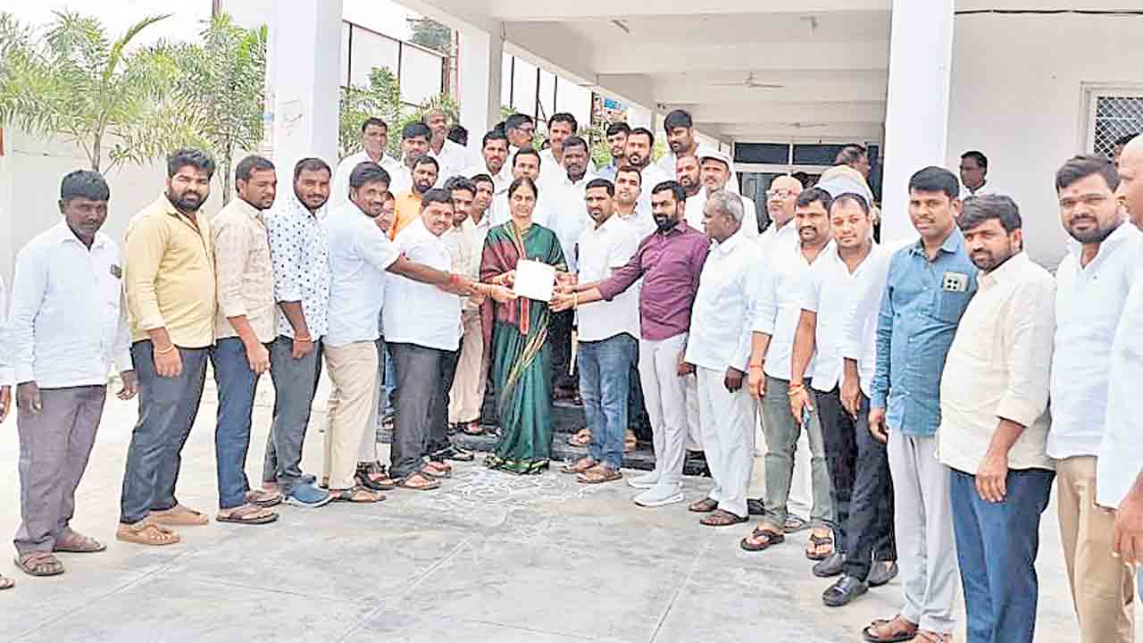రామన్నగూడను మున్సిపాలిటీలో కలుపొద్దు