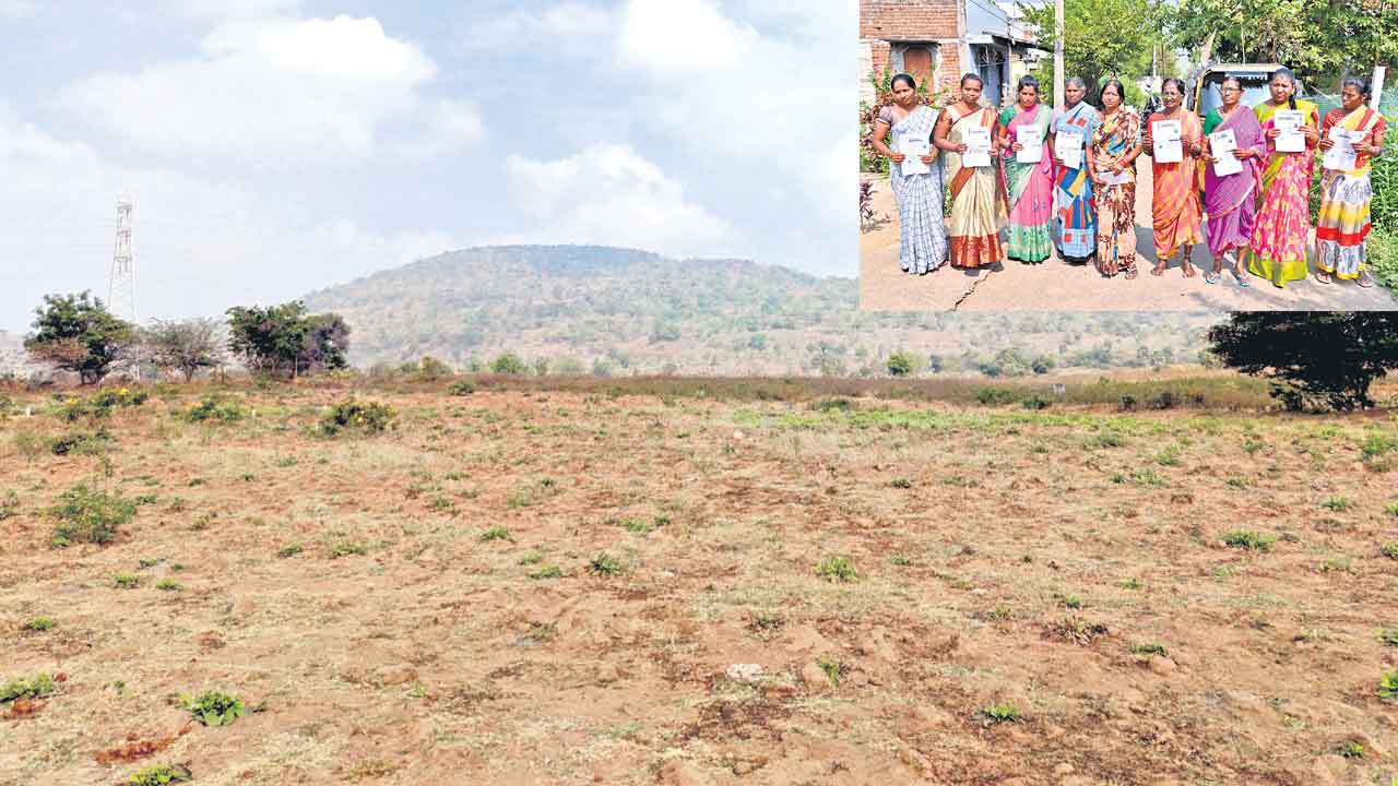 Mancherial | ఇండస్ట్రియల్‌ పార్క్‌కు భూములివ్వండి.. లేదంటే వాటిని ఎలా లాక్కోవాలో మాకు తెలుసు